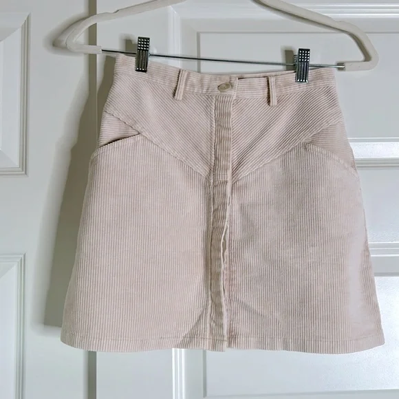 Corduroy mini skirt button front closure pockets belt loop high waist - Picture 2 of 5